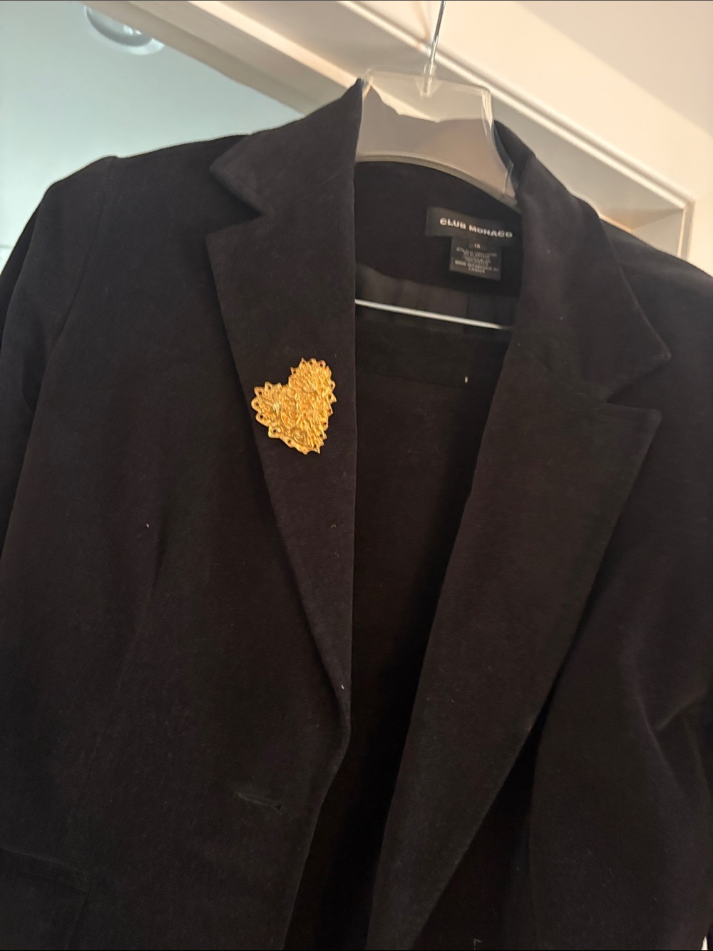 Vintage Christian Lacroix Pin - Picture 4 of 4